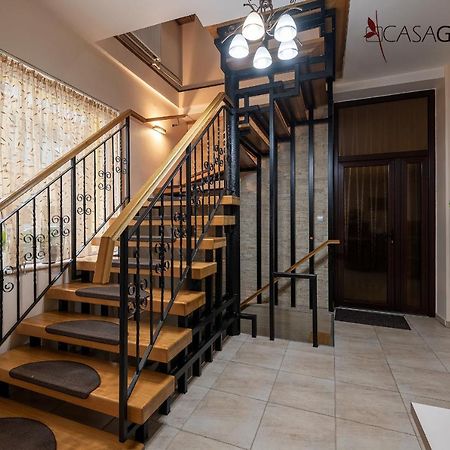 Pension Casa Gia คลูจ-นาโปกา ภายนอก รูปภาพ